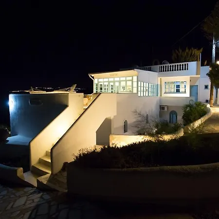 Maria Akrotiri (Santorini)